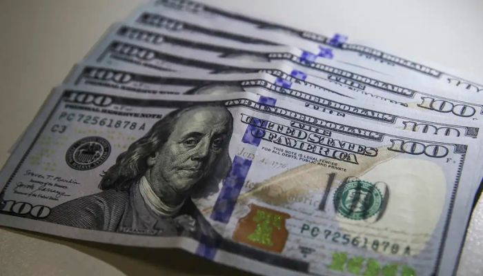  Dólar cai para R$ 6,04 em dia de posse de Trump 